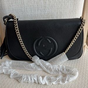 Gucci Black Crossbody Bag with Iconic Logo and Flap Closure (GOLD HARDWARE)